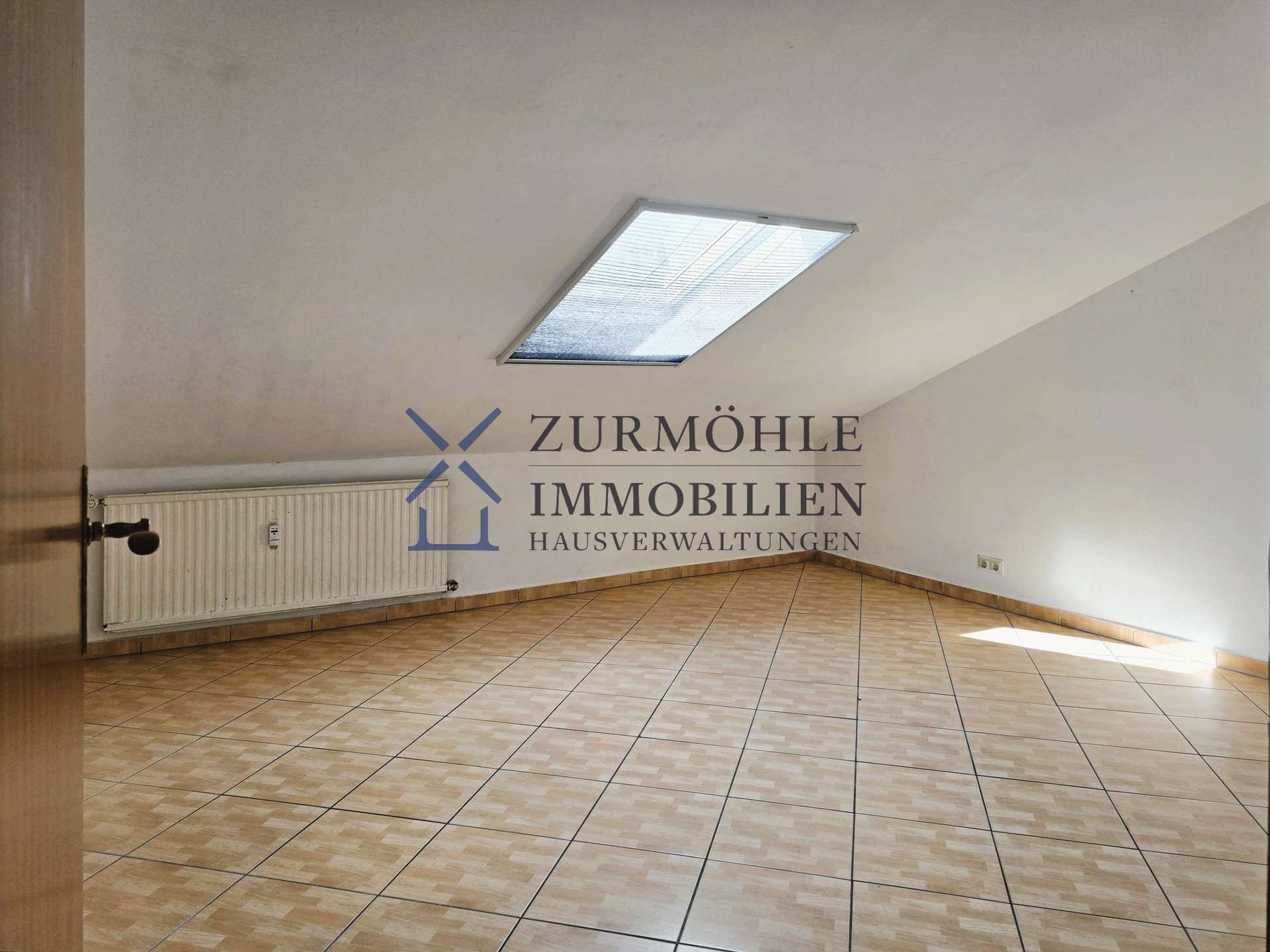 Schlafzimmer DG