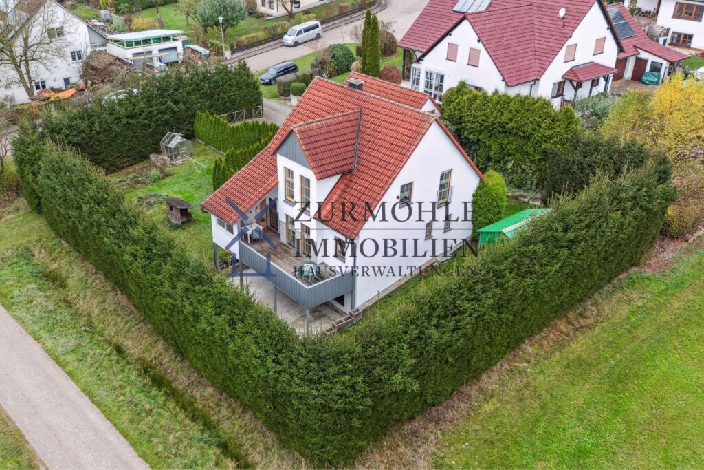 Langfurth - *Großzügig – Nachhaltig – Besonders*  Ihr neues Wohlfühl-Zuhause mit Flair in Langfurth-Ammelbruch.